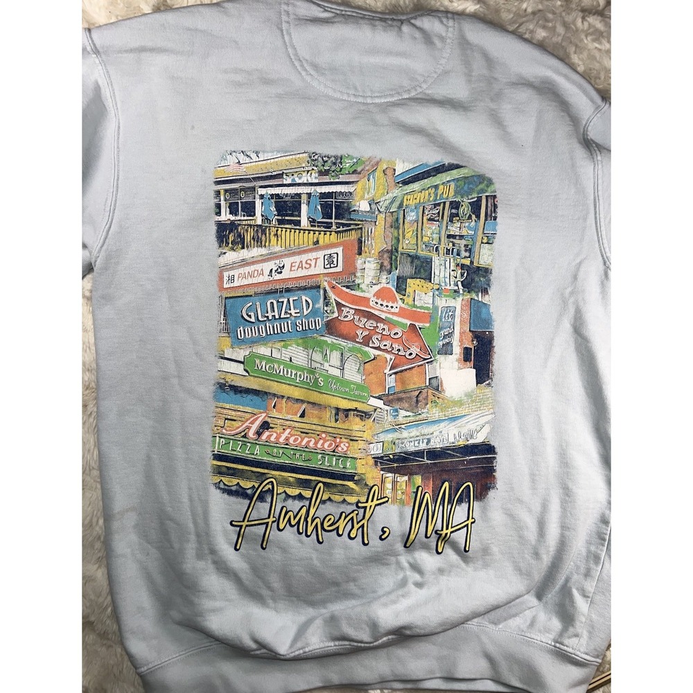 Comfort Colors Sweatshirt Mens Medium Blue Amherst MA Graphic Crewneck PulloveA4